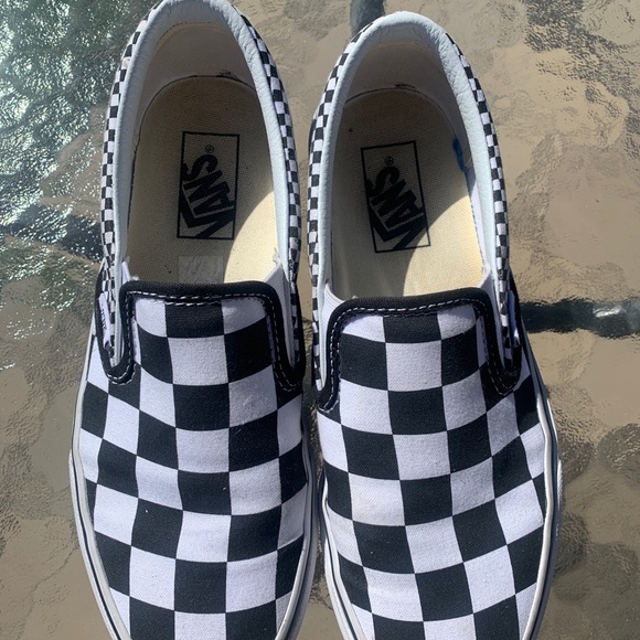 Checkered vans - Picture 2 of 4
